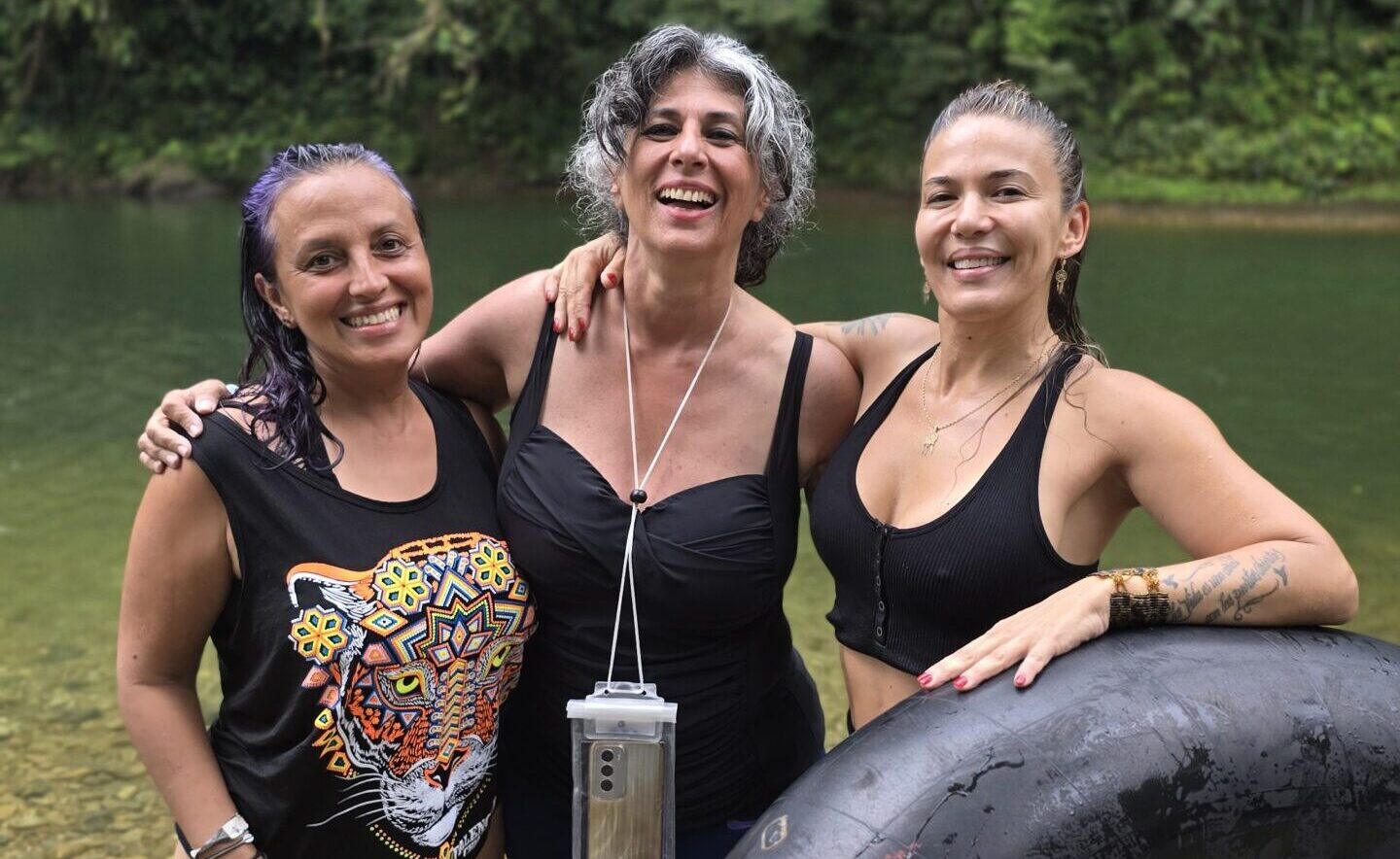 Familia feliz en san cipriano